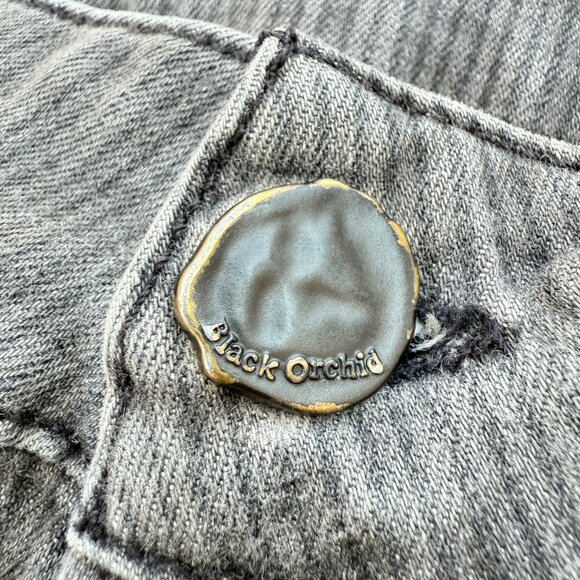 Black Orchid Gray Pinstripe Skinny Jeans | Size 26 | Soft Stretch Denim - Picture 11 of 16